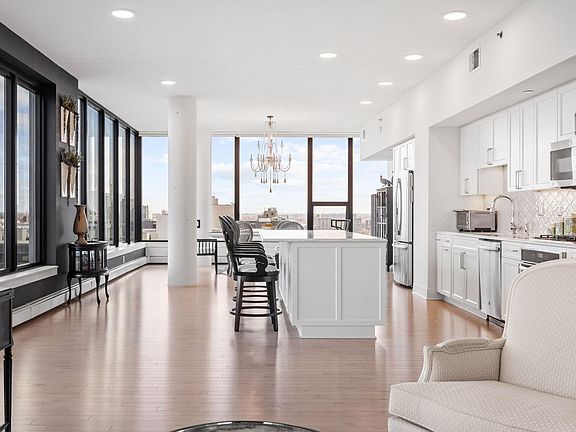 2nd image of 740 Portland Ave #1201