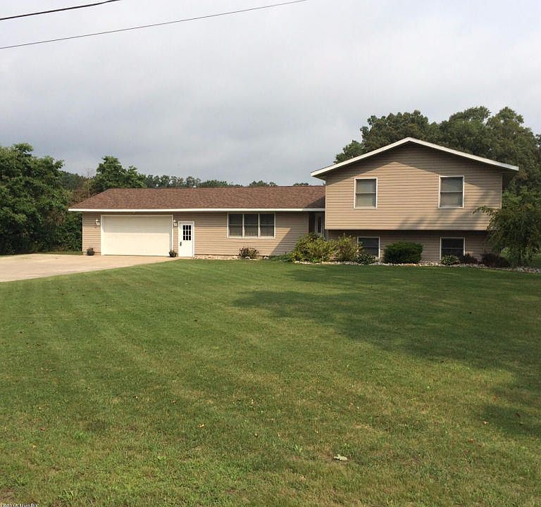1st image of 3944 E Laketon Ave