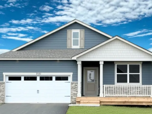 2141 Bluff Heights Dr, Shakopee, MN 55379