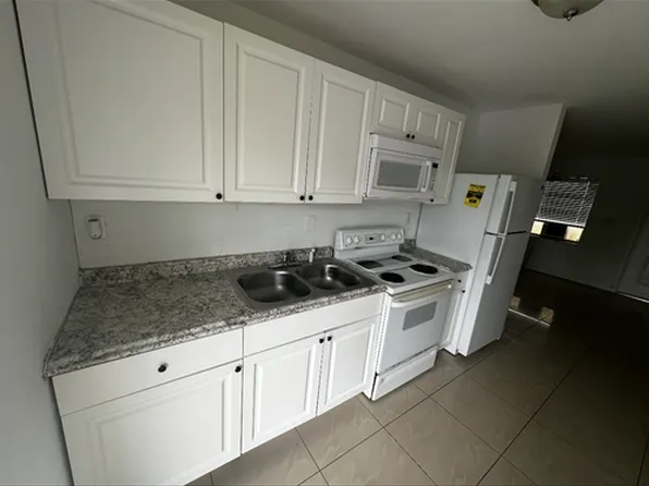 809 Ave G, 809 Avenue G APT B, Fort Pierce, FL 34950