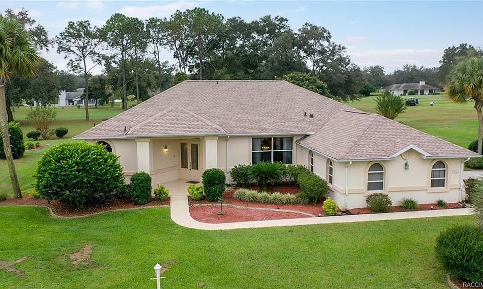 1st image of 214 E Eureka Ct