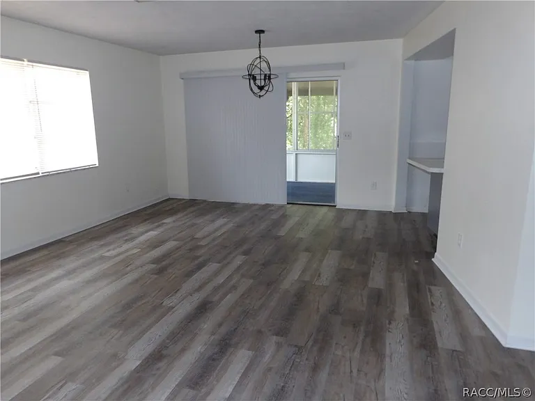 2085 W Argus Pl — Photo 8