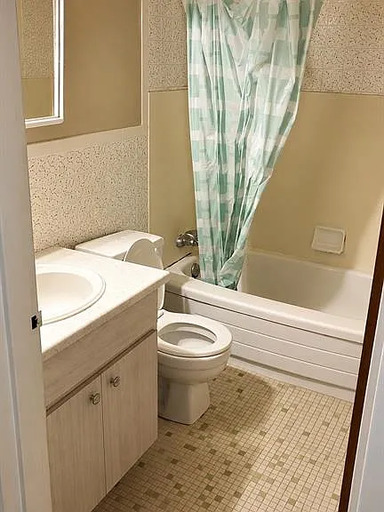 3044 Sandwich St #202 — Photo 12