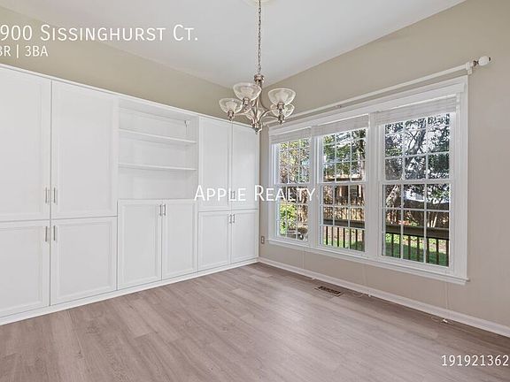 4th image of 2900 Sissinghurst Ct