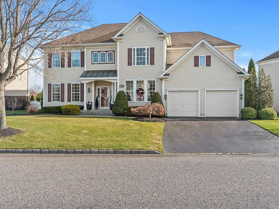 1st image of 24 Pinehurst Drive