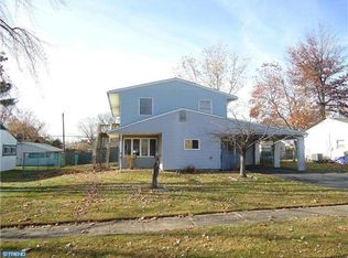 43 Gentle Rd, Levittown, PA 19057