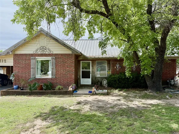 112 E Hoard St, Hamilton, TX 76531