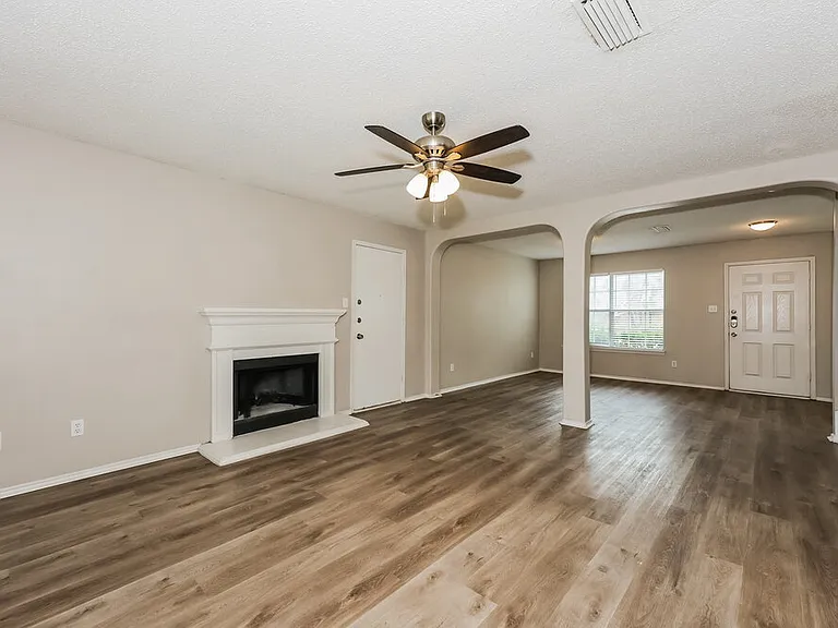 1213 Singletree Ct — Photo 6