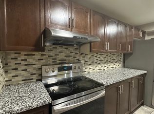 52 Norma Cres, Brampton, ON L6S 4H2
