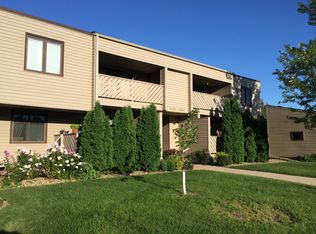 1040 Prairie Meadow Ct, Waterloo, IA