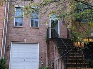 9 Town Commons Ct, Germantown, MD 20874