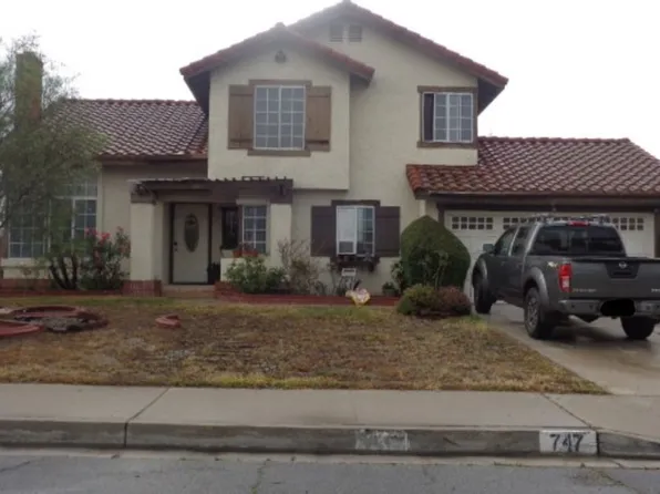 747 N Glenwood Ave, Rialto, CA 92376