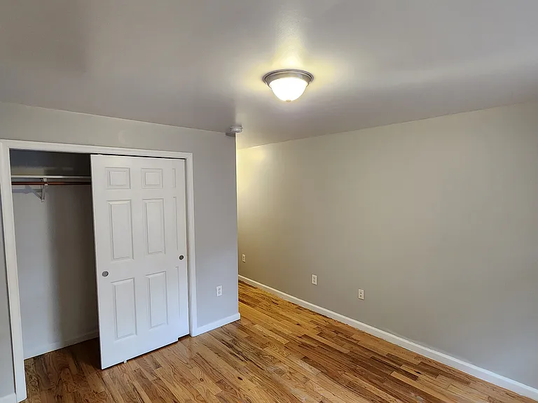 308 Ege Ave #AA — Photo 6