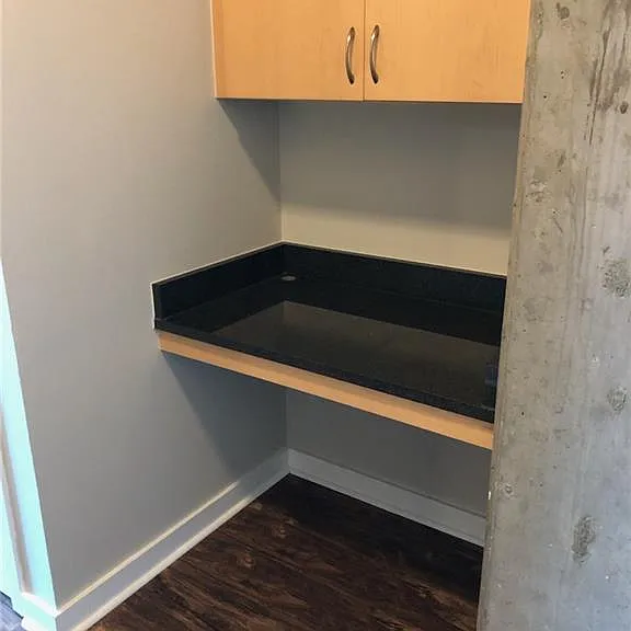 400 W Peachtree St NW #3707 — Photo 31