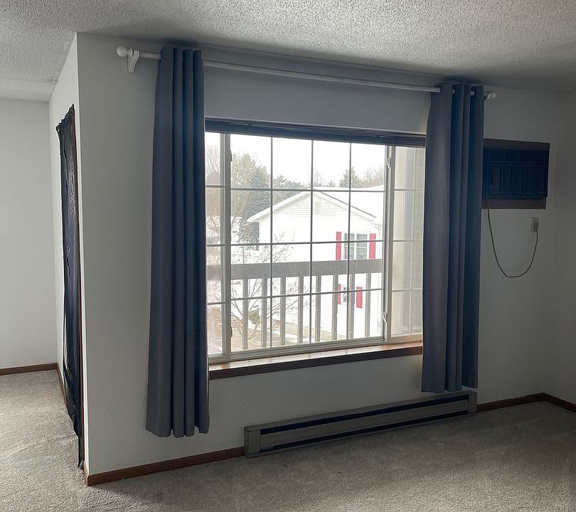 1st image of 629 Brooks Pl #637