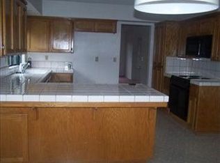 2564 Barstow Ave, Clovis, CA