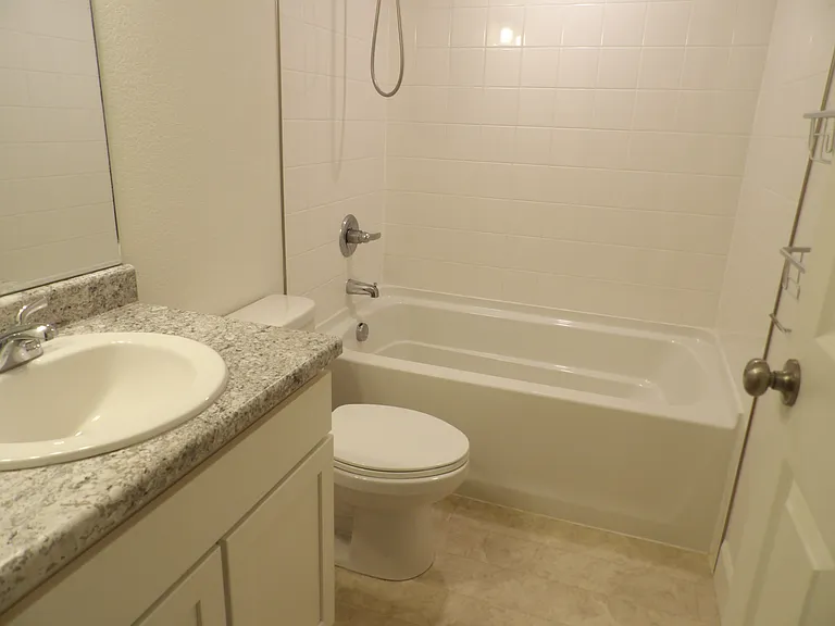 6520 Golden Briar Ln — Photo 12