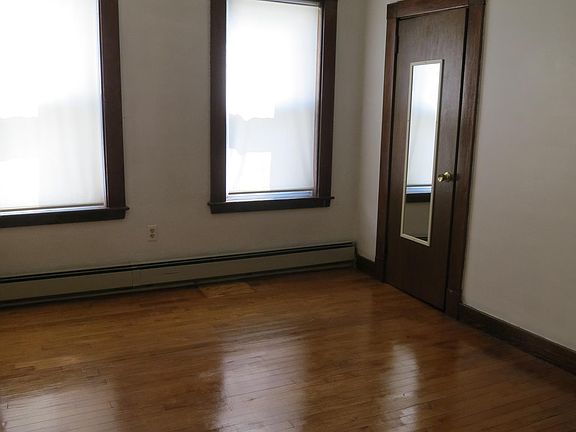 4th image of 411 Furnace Brook Pkwy Floor 1