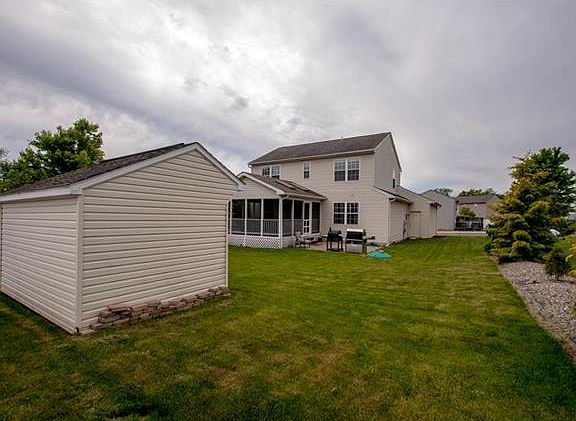 4th image of 2450 Chestnut Ln