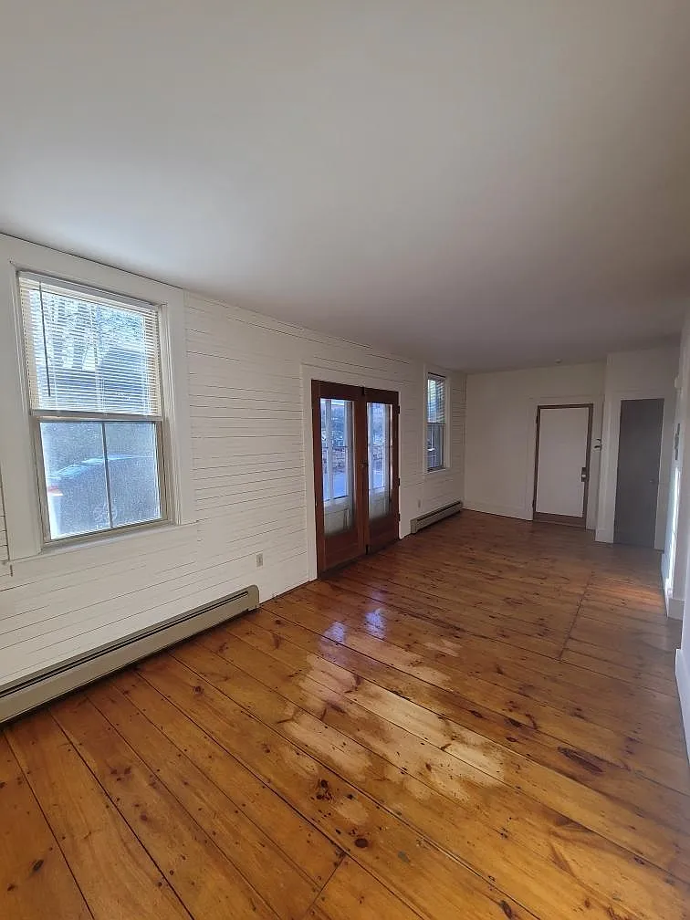 1 bed, 1.0 bath, 600 sqft, $1,140 — Photo 2