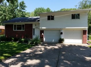 36390 Aurensen Rd, North Ridgeville, OH 44039