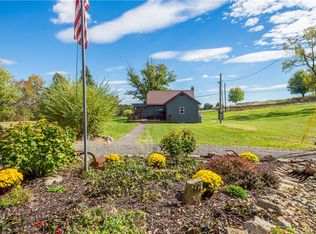 16 Valley View Rd, Eighty Four, PA 15330