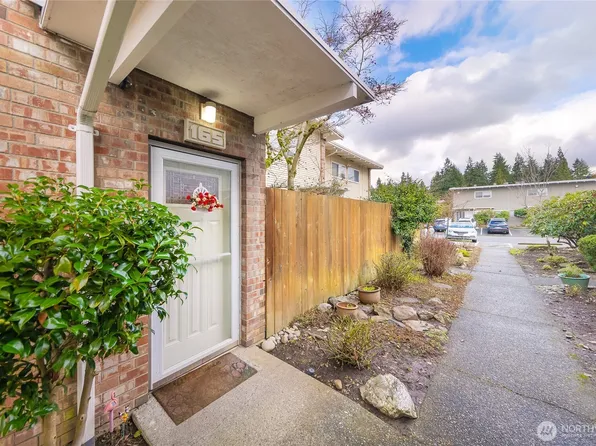 5713 122nd Avenue SE #165, Bellevue, WA 98006