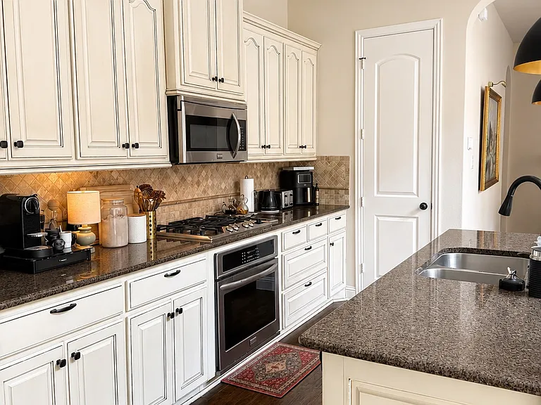 1203 Harris Hawk Way — Photo 9