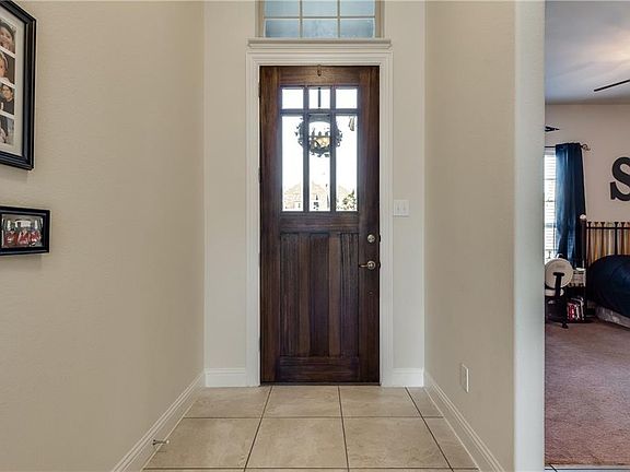 5th image of 129 Magnolia Ln