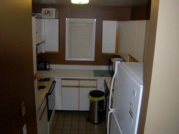 GALLEY KITCHEN