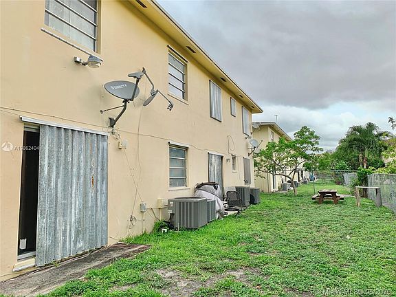 5th image of 1760 W 42nd St #1760
