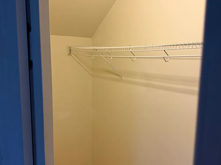 220 Gross Ave — Photo 45