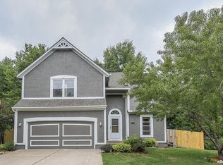 1232 E Sheridan Bridge Ln, Olathe, KS 66062