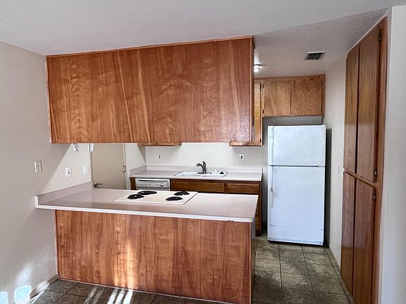 2nd image of 6049 Woodminster Cir