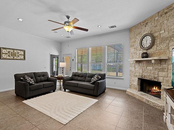 5th image of 15204 Falcon Dr