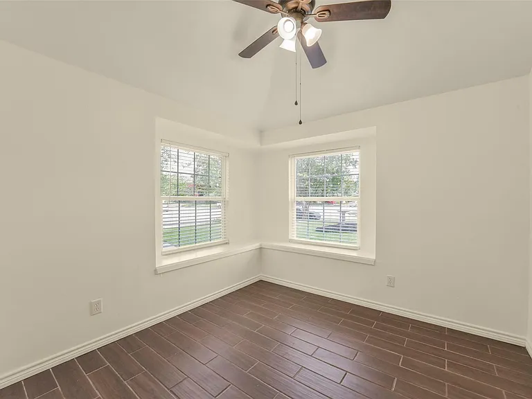 18147 Dinner Creek Dr — Photo 19