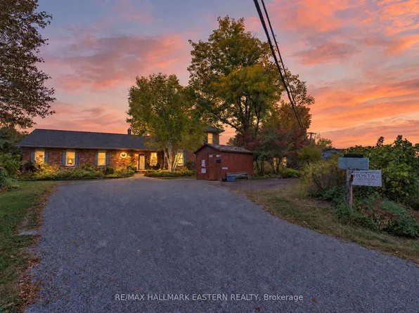 136 County Road 4 Rd, Douro Dummer, ON K9L 1V6