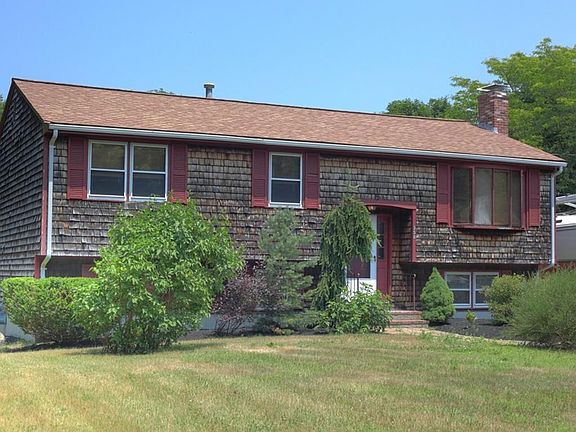 2nd image of 350 Cedar St