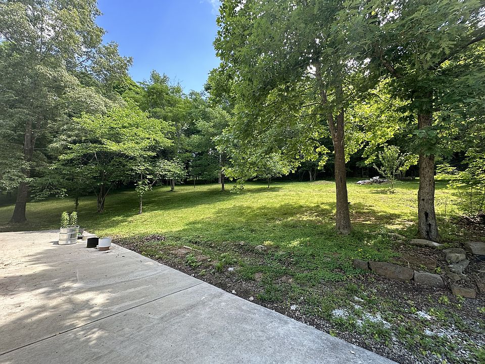 733 Bowling Branch Rd, Cottontown, TN 37048 Zillow