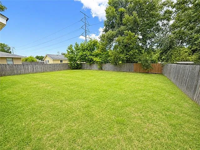 4011 Parkbrook Dr — Photo 13