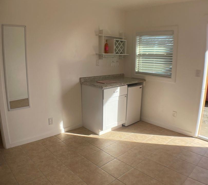 1st image of 2200 N Osage Ave #3
