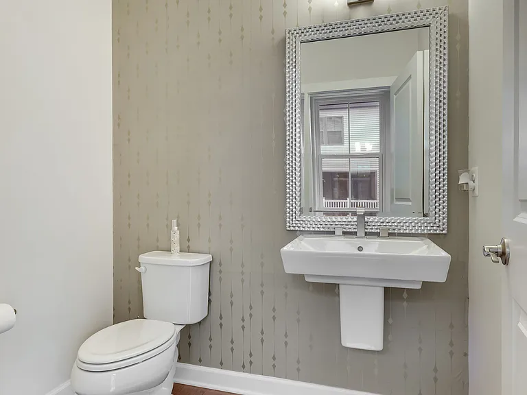43366 Apple Orchard Sq — Photo 33