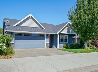 1652 SE Academy St, Dallas, OR 97338