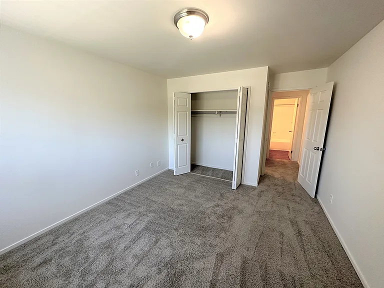 Grand Bend Club Apartments — Photo 20