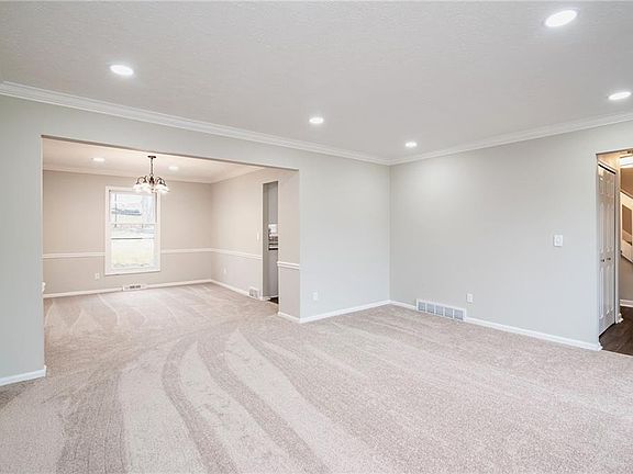 5th image of 10523 Belleau Dr