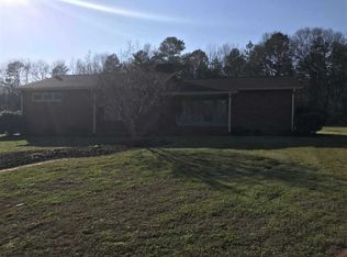 140 Riverdale Dr, Inman, SC 29349