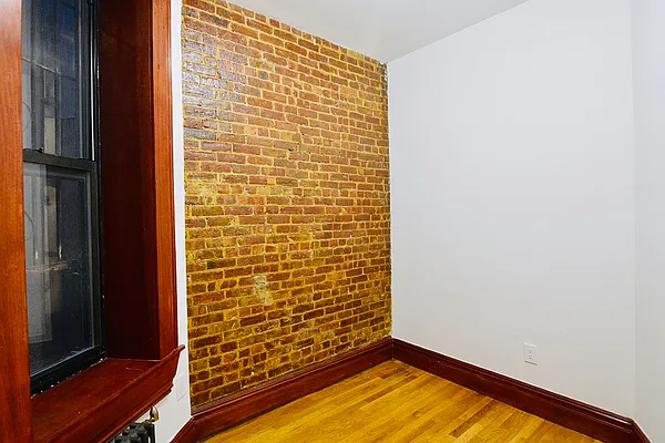 Rented by Corcoran | media 14