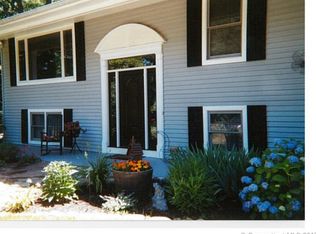 408 N Anguilla Rd, Pawcatuck, CT 06379