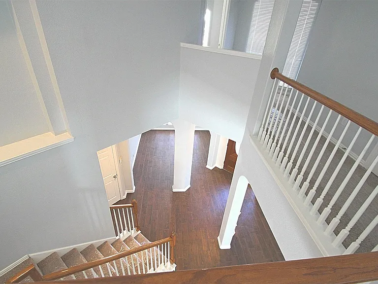 18620 Gibbons Dr — Photo 16