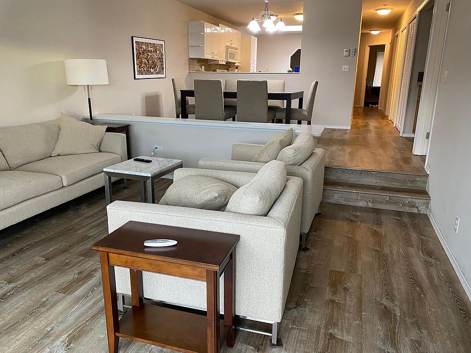 1st image of 11600 100th Ave NE APT A10